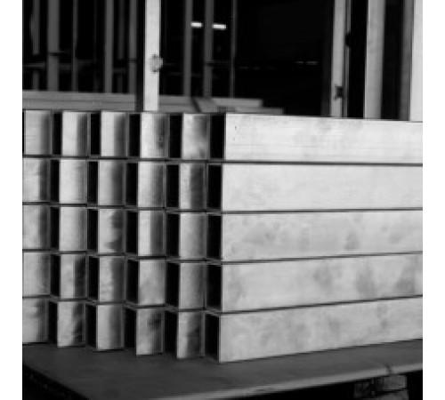 Труба алюминиевая профильная квадратная 40х40х3 мм АД31Т